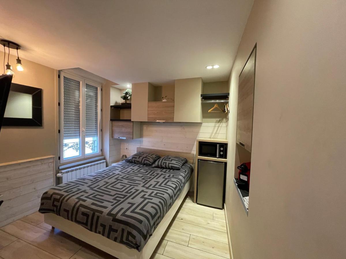 Rdc 1 - Chambre Meublee Au Coeur Du Centre Ville De Montluçon Exteriér fotografie