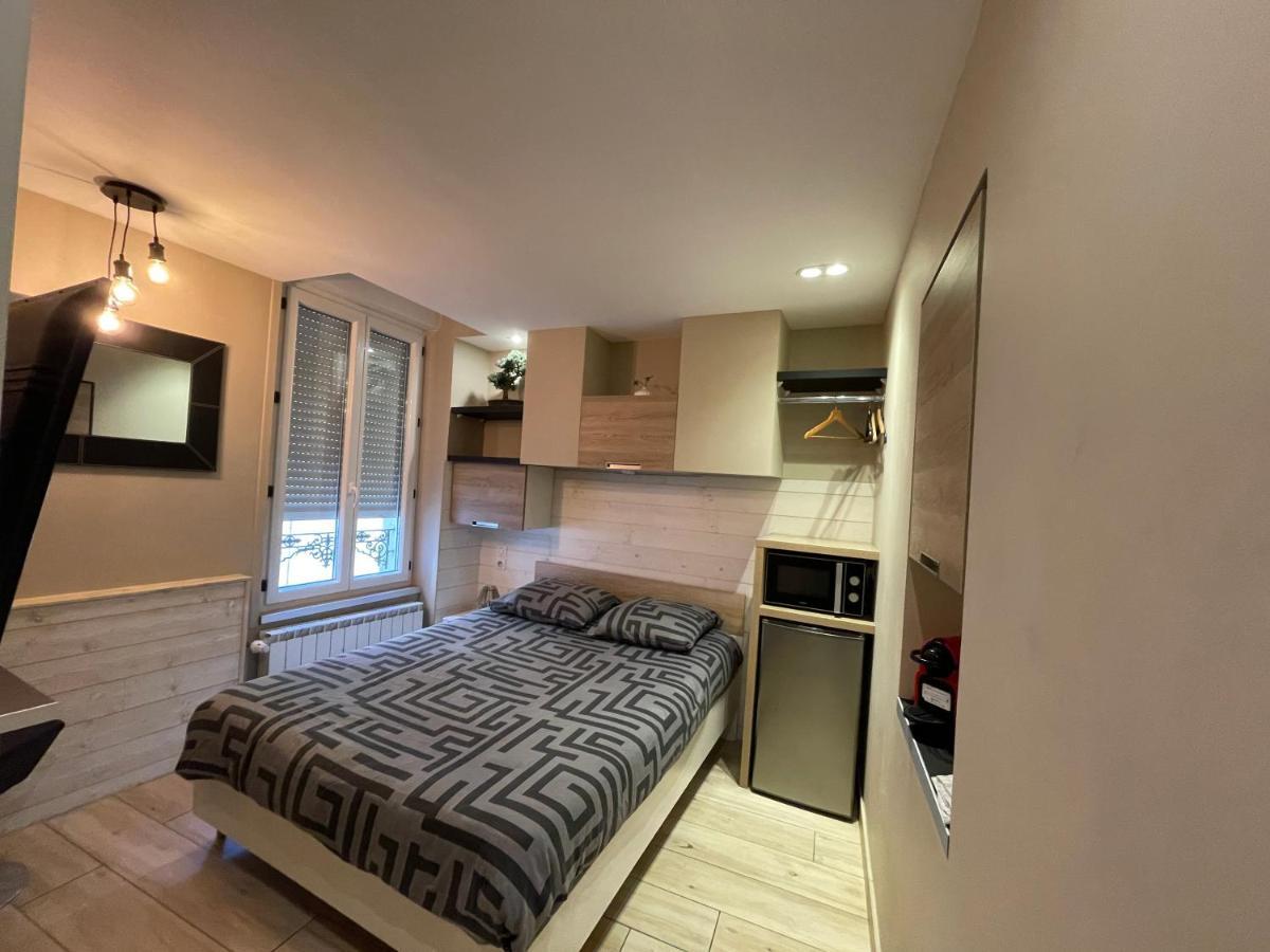 Rdc 1 - Chambre Meublee Au Coeur Du Centre Ville De Montluçon Exteriér fotografie